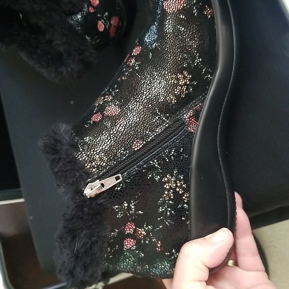 Alegria By PG Lite Leather Sweetie Pie Fur Lined Booties - Picture 8 of 16